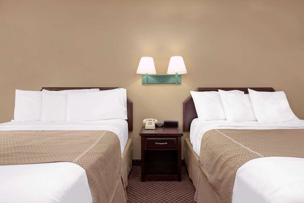 Days Inn by Wyndham Macon I 475 - photo 19