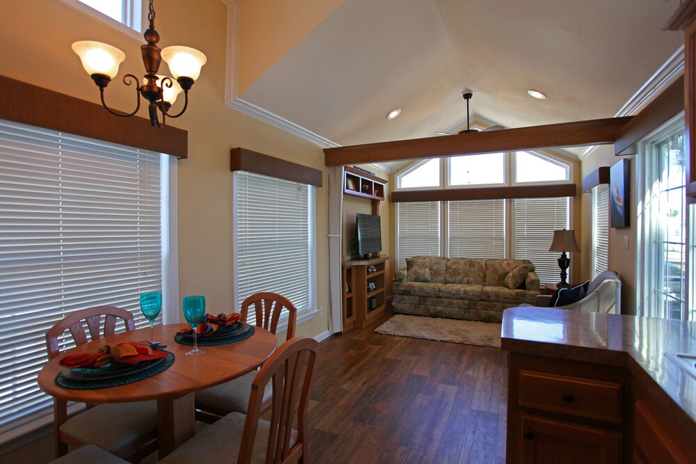 Lake Magic RV Resort - photo 7