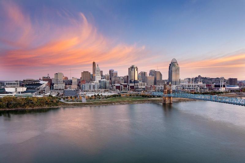 Cincinnati Marriott at RiverCenter - photo 4