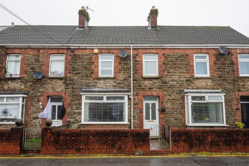 Pandy Road by Tŷ SA - last minute hotel in Aberkenfig