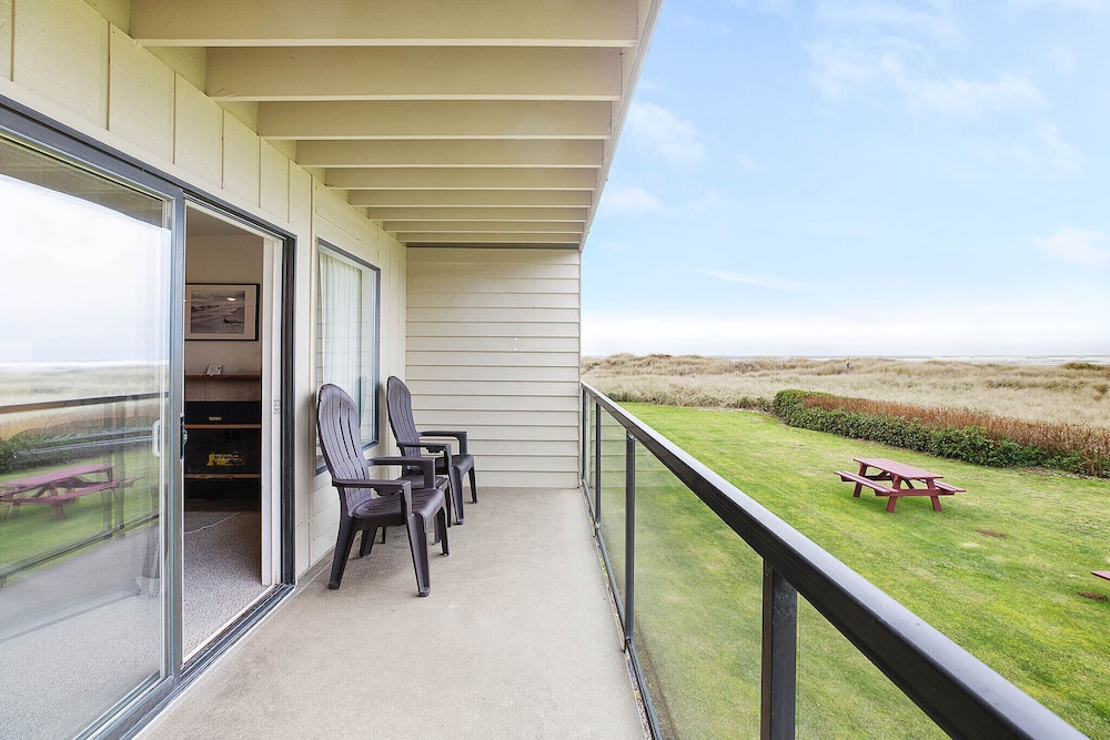 Hi Tide Ocean Beach Resort - photo 14