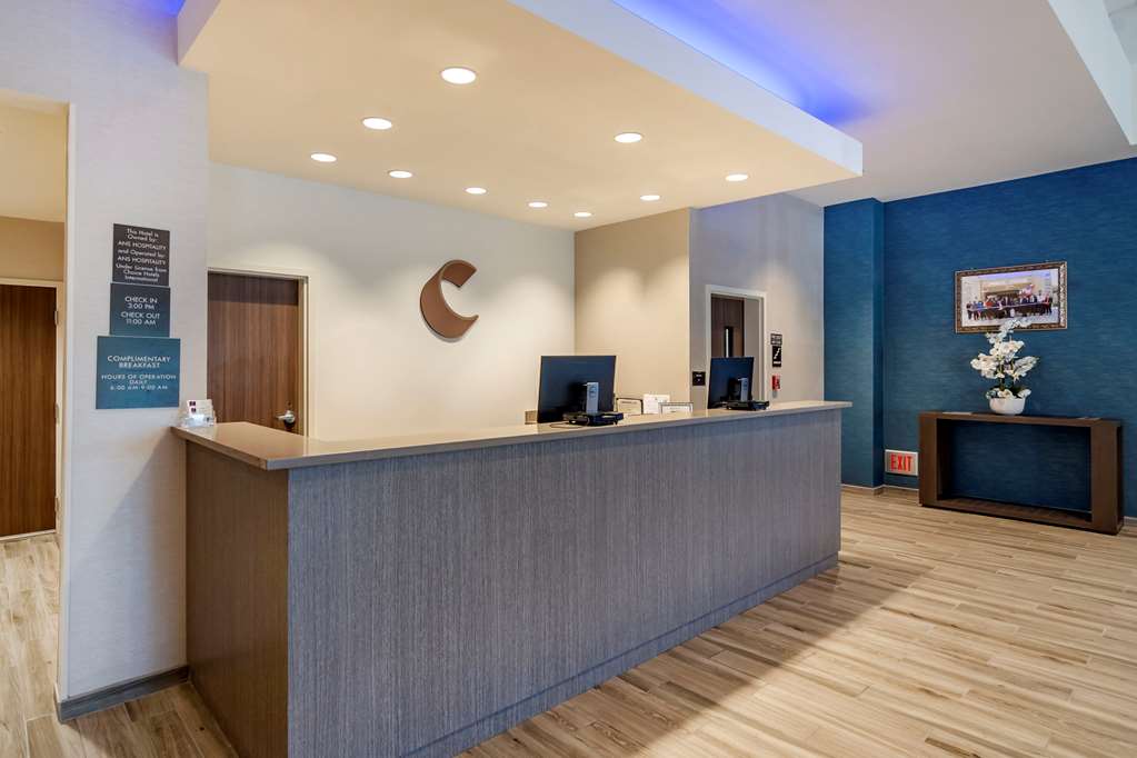 Comfort Suites Grandview Kansas City - photo 7