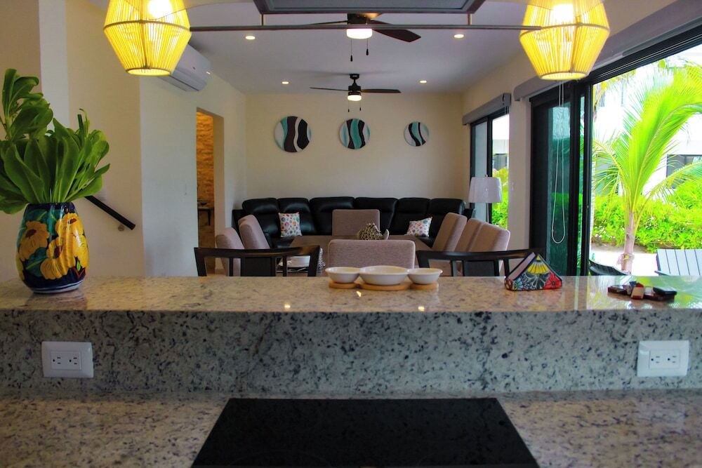 Corcomoran Luxury Beachfront house — 4-Star Luxury Hotel in Telchac Puerto, Mexico