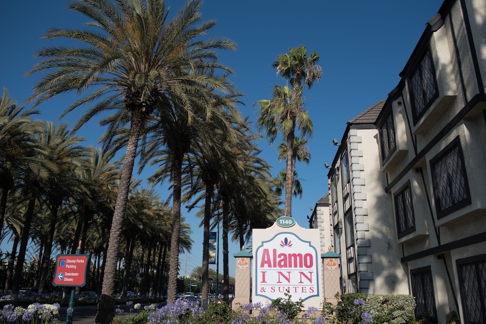 Alamo Inn & Suites in Anaheim, United States