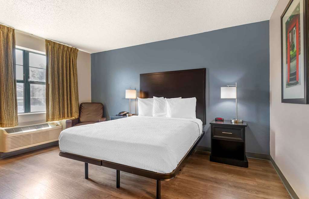 Extended Stay America Suites Fort Worth City View - photo 11
