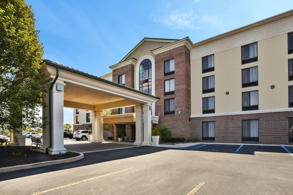Holiday Inn Express & Suites Fort Wayne by IHG — hotel in Fort Wayne
