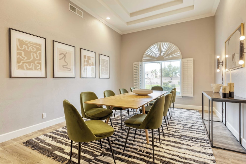 Sunridge by Avantstay Glorious Scottsdale Estate w Pool Hot Tub Ping Pong & Pool Table - photo 21