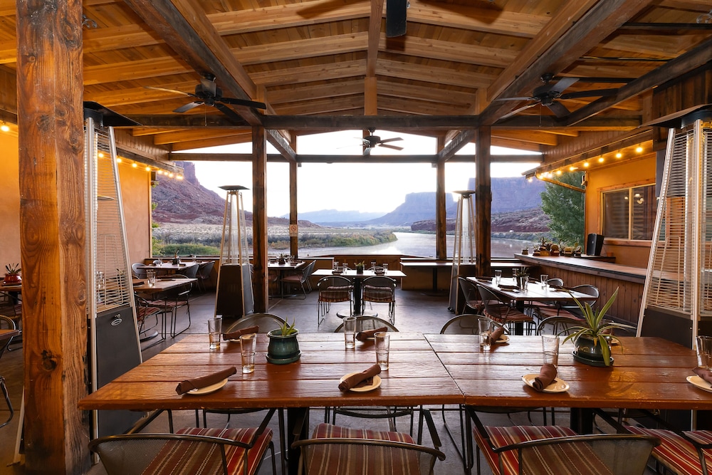 Red Cliffs Lodge - photo 55