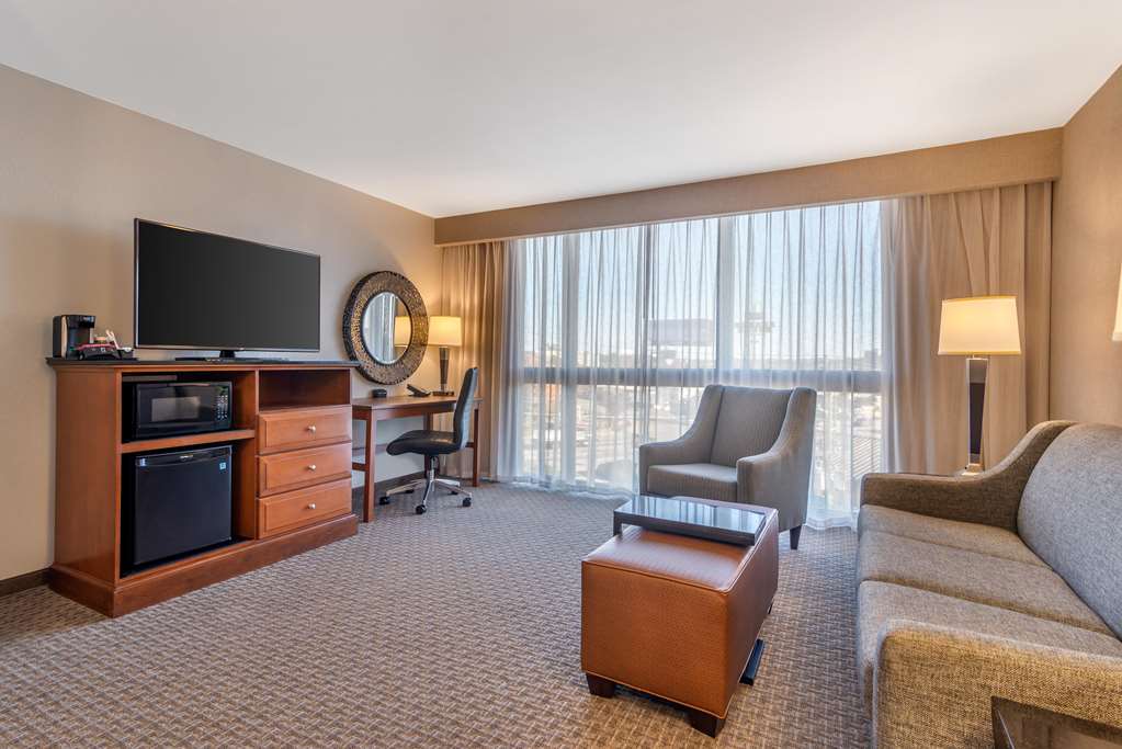 Drury Inn & Suites Atlanta Airport - photo 9