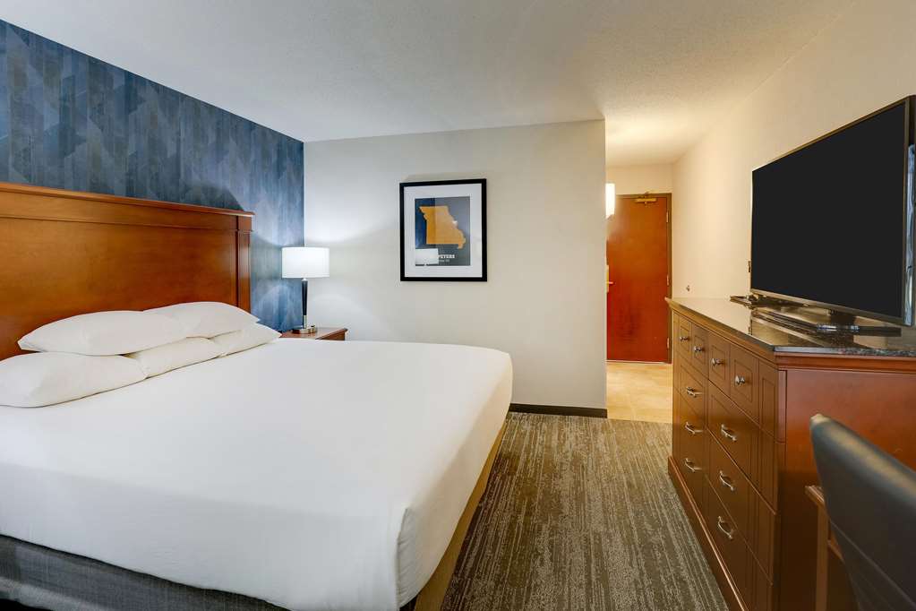 Drury Inn & Suites St. Louis St. Peters - photo 12