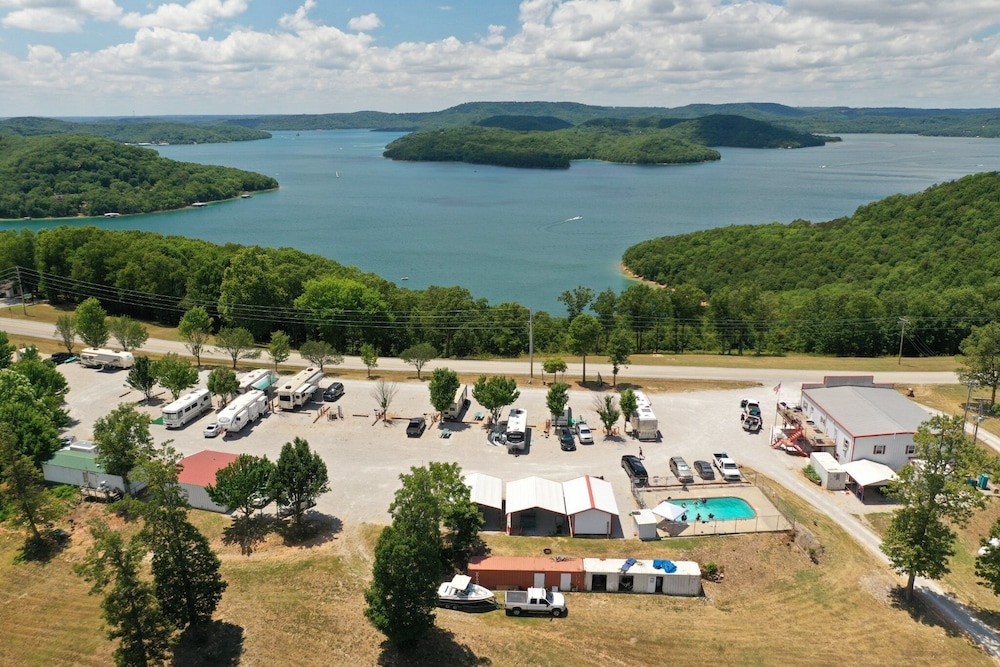 Beaver Dam Dive Shop and Resort - photo 17