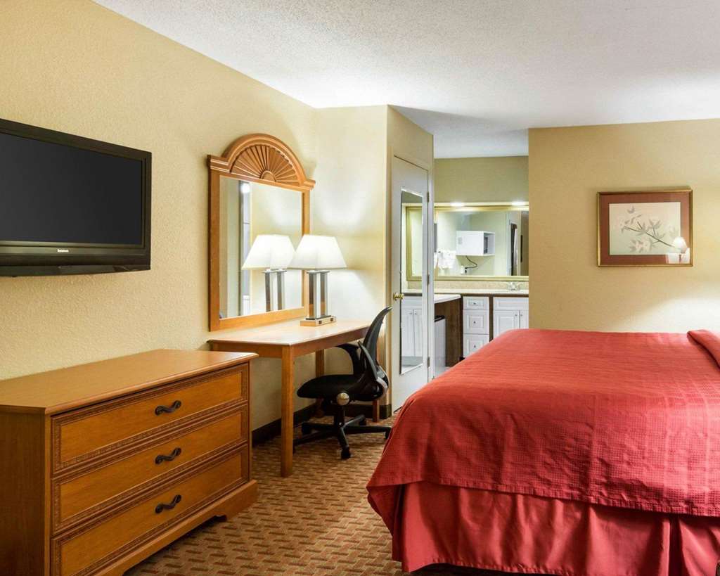 Quality Inn South Hill I 85 - photo 8