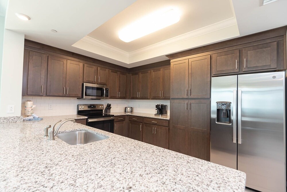 Phoenix Gulf Tower 1801 4 Bedroom Condo - photo 15