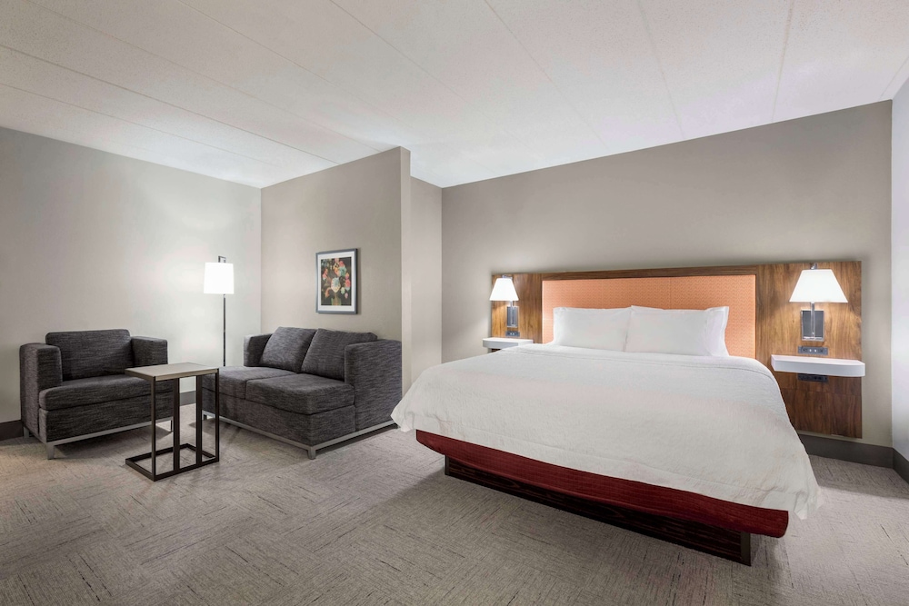 Hampton Inn Quakertown - photo 15