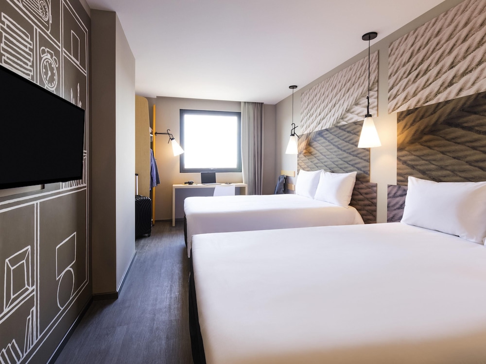 Ibis Tijuana Zona Rio