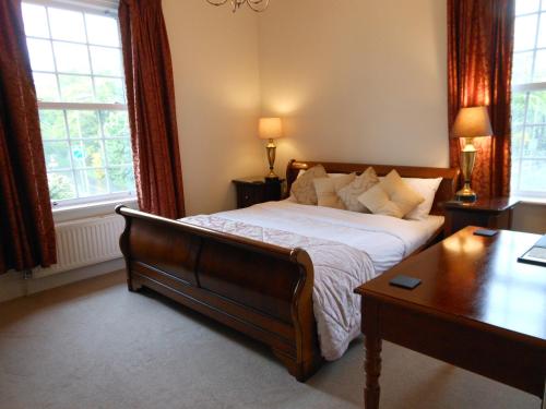 The Broomsquire — hotel in Tadley