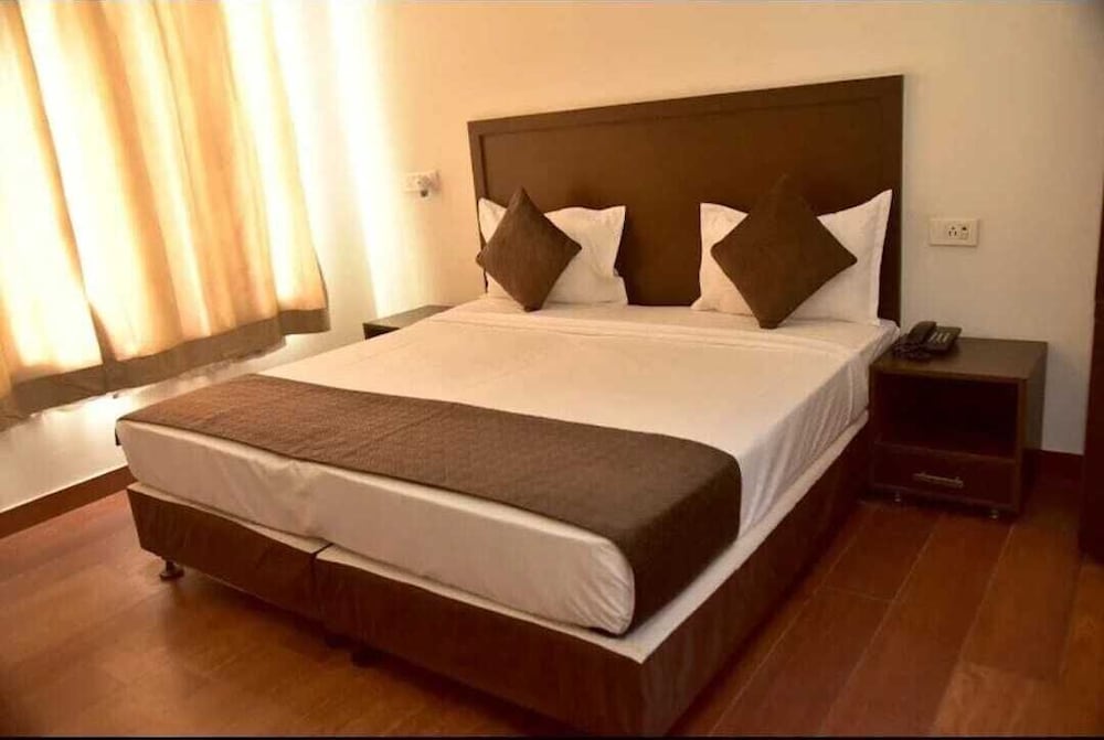 Silver Tree Hotel - last minute hotel in Unknown City