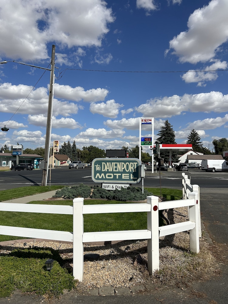 The Davenport Motel - photo 42
