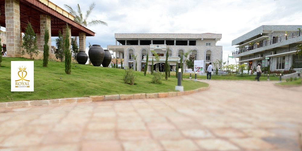 Royal County Resorts — hotel in Proddatur