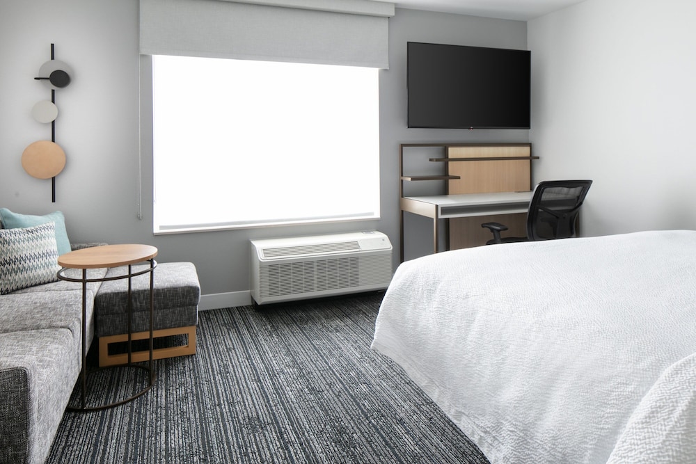 TownePlace Suites by Marriott Oshkosh - photo 14