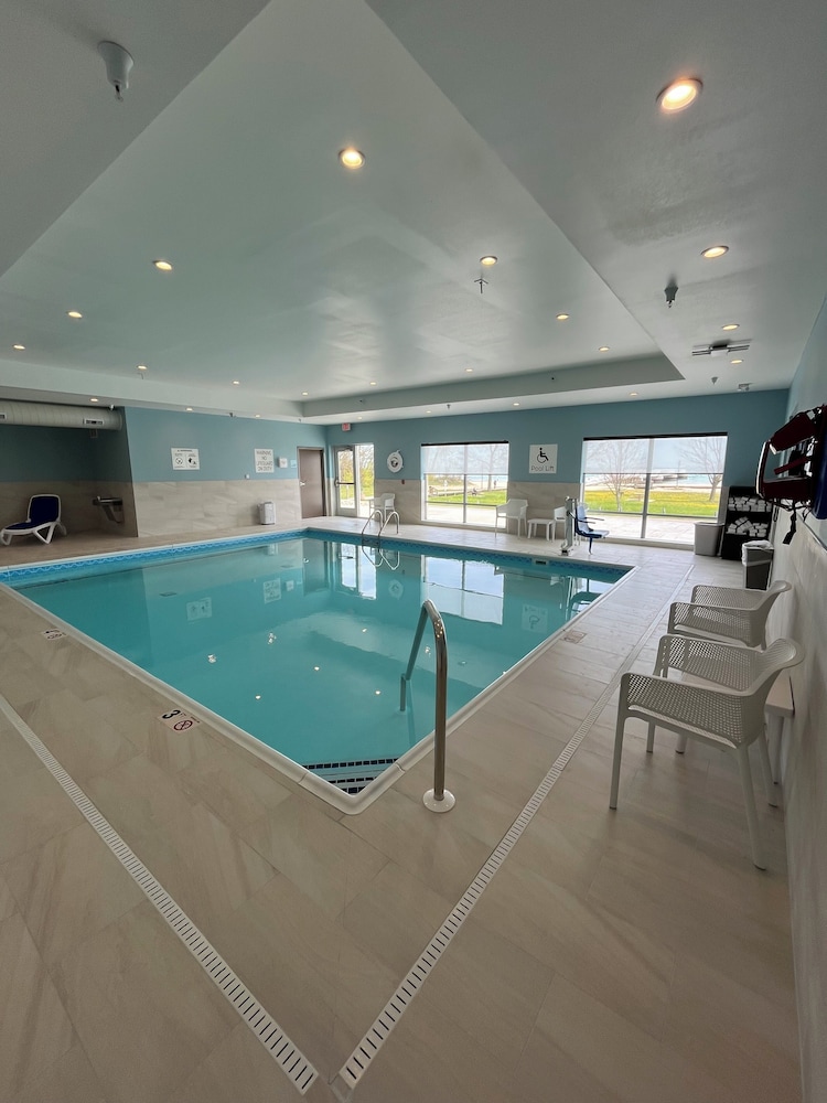 Holiday Inn Express and Suites Oscoda by IHG - photo 5
