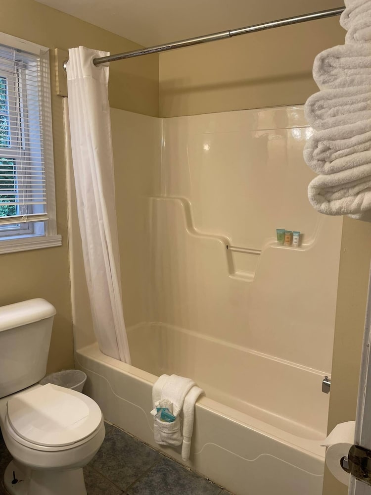 Grand Beach Inn - photo 47