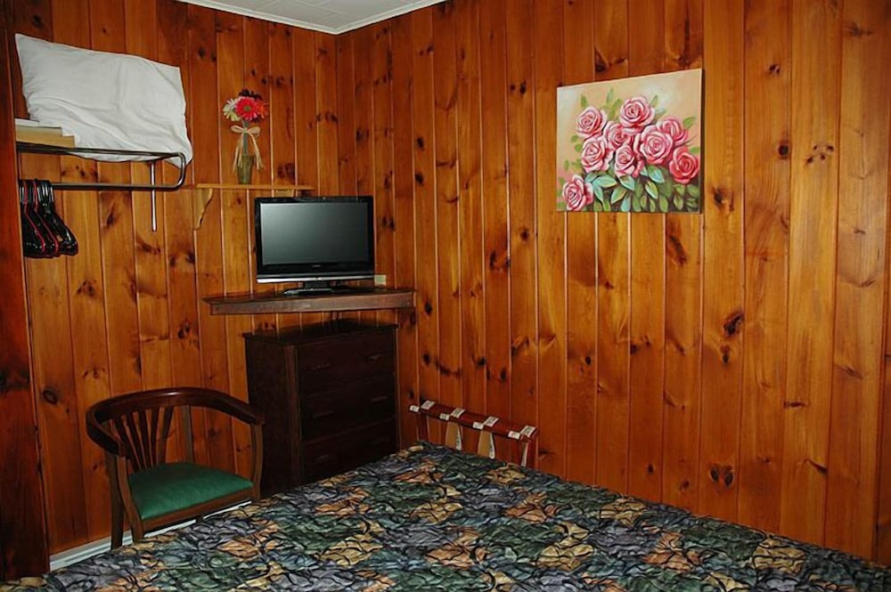 Channel Watefront Cottages - photo 21