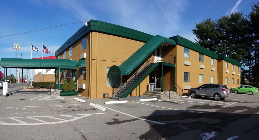 Travelodge by Wyndham Beckley - photo 37