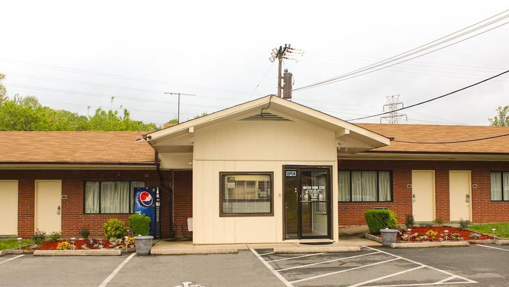 Green Valley Motel Winston Salem - photo 34