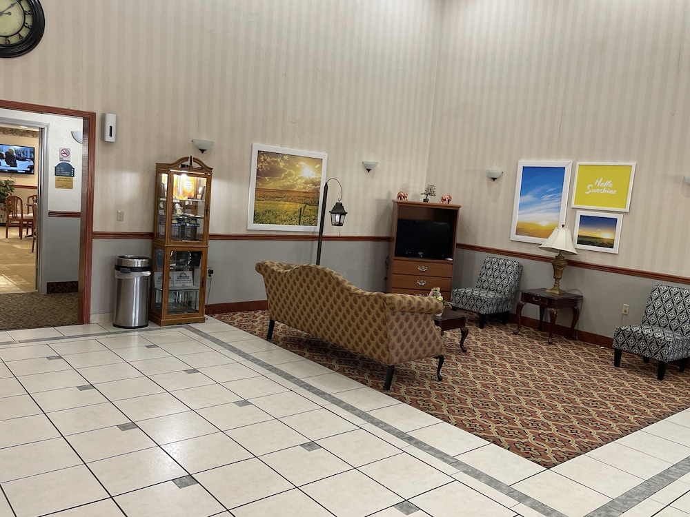 Days Inn by Wyndham Fordyce - photo 3