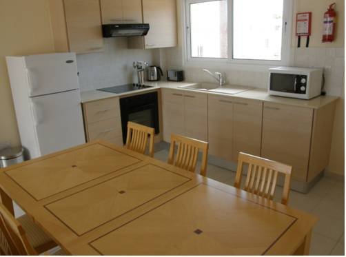Kronos Holiday Apartments
