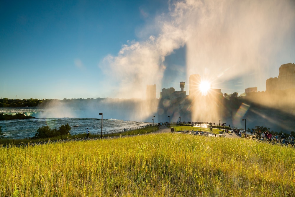Sheraton Niagara Falls - photo 60
