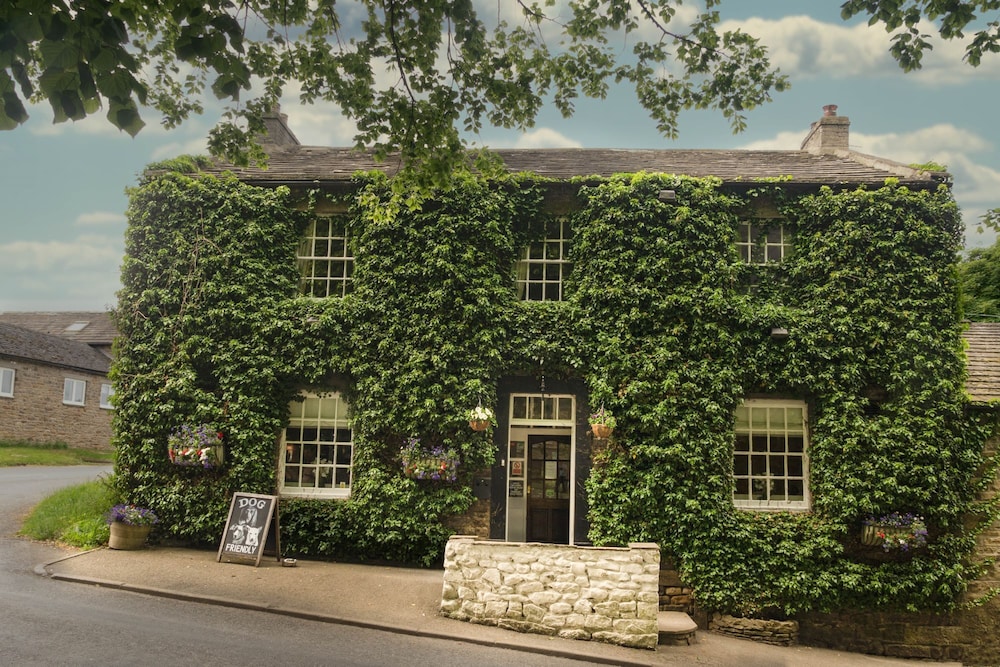 Shoulder of Mutton — 4-Star Luxury Hotel in Richmond, United Kingdom