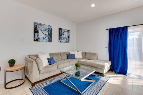 Welcome to Villa Azul your home away from home — 4-Star Luxury Hotel in Kissimmee, United States