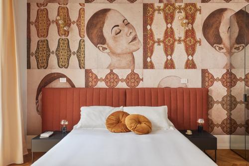 Duomo Luxury FillYourHomeWithLove Design Apartment — 4-Star Luxury Hotel in Florence, Italy