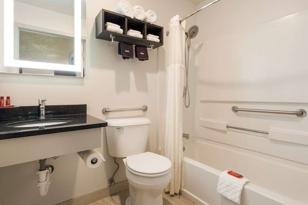 SureStay Hotel by Best Western Thomson - photo 26