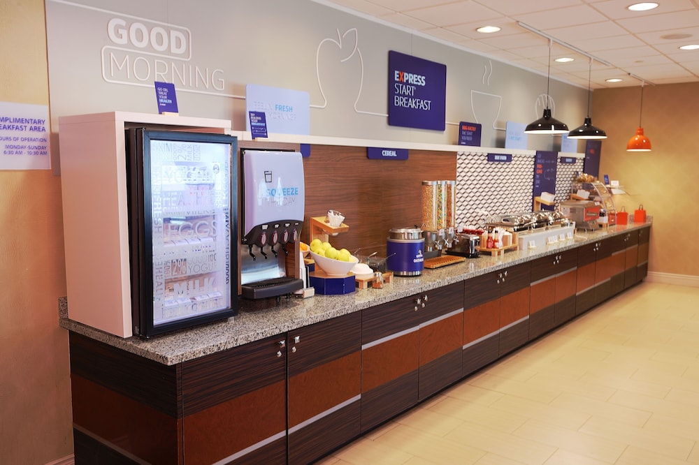 Holiday Inn Express & Suites Pittsburgh West Greentree by IHG - photo 55