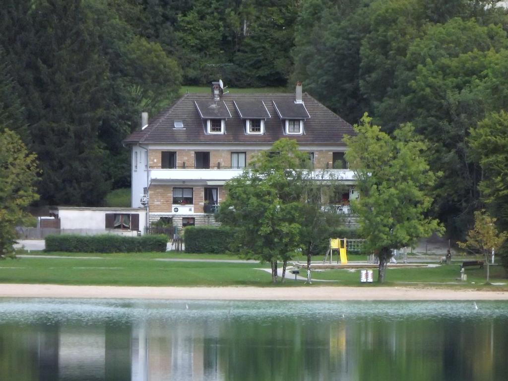 Hotel Restaurant La Chaumiere Du Lac — hotel in Clairvaux-Les-Lacs