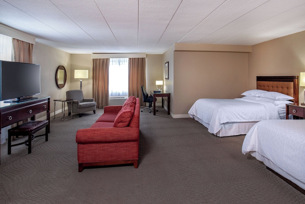 Renaissance Framingham Hotel & Conference Center - photo 6