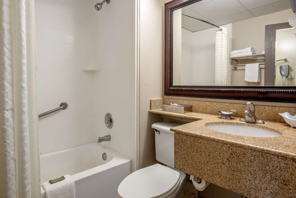 Fort Washington Inn - photo 16