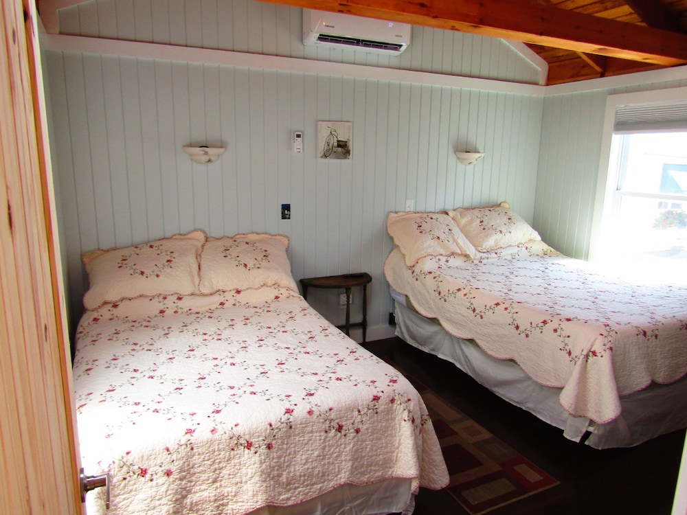 Shorelands Guest Resort and Cottages - photo 14