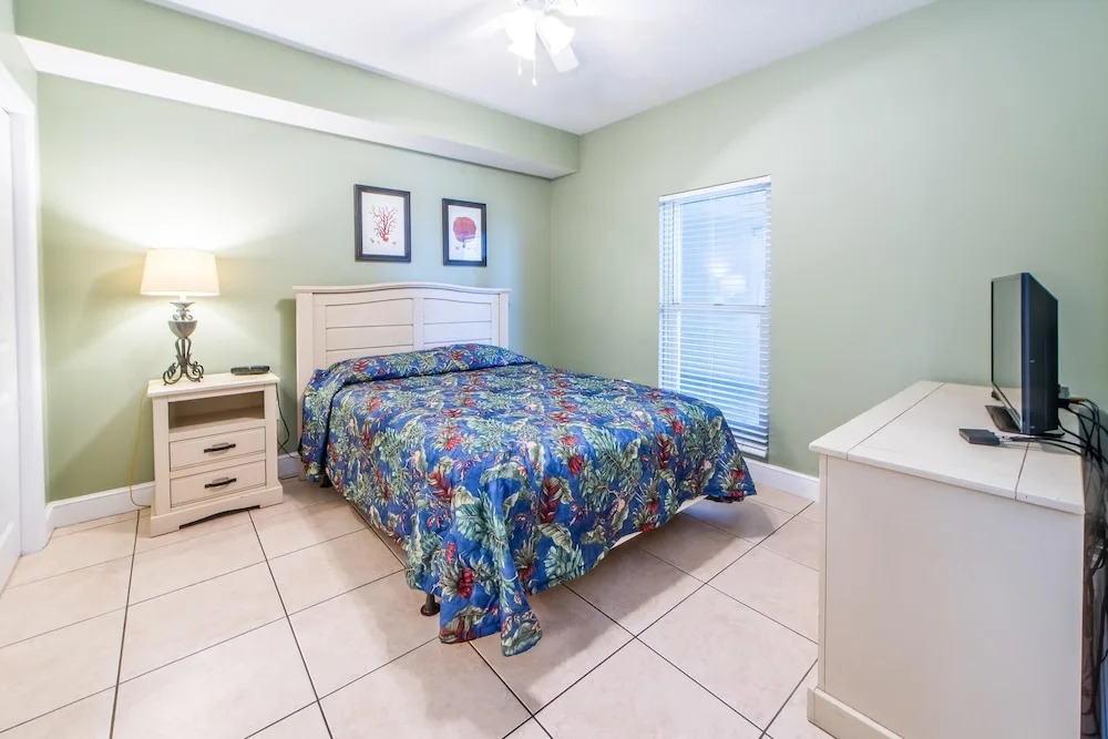 Majestic Beach Towers 1 1706 - photo 5