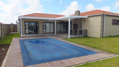 B.R.O.Homes And Villas — 4-Star Luxury Hotel in Port Elizabeth, South Africa