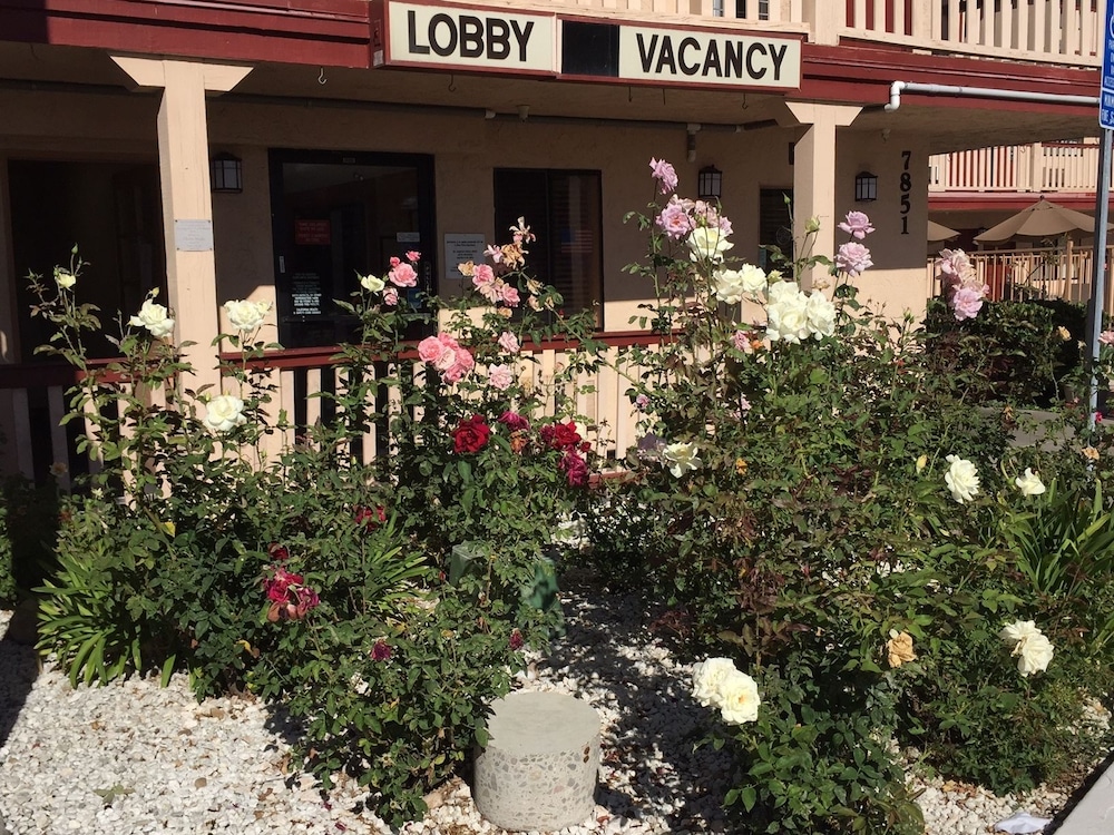Heritage Inn La Mesa - photo 33