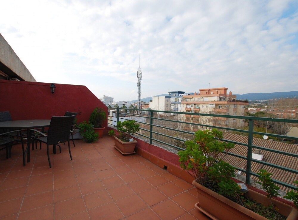 Laguna Blue — hotel in Vilassar De Mar