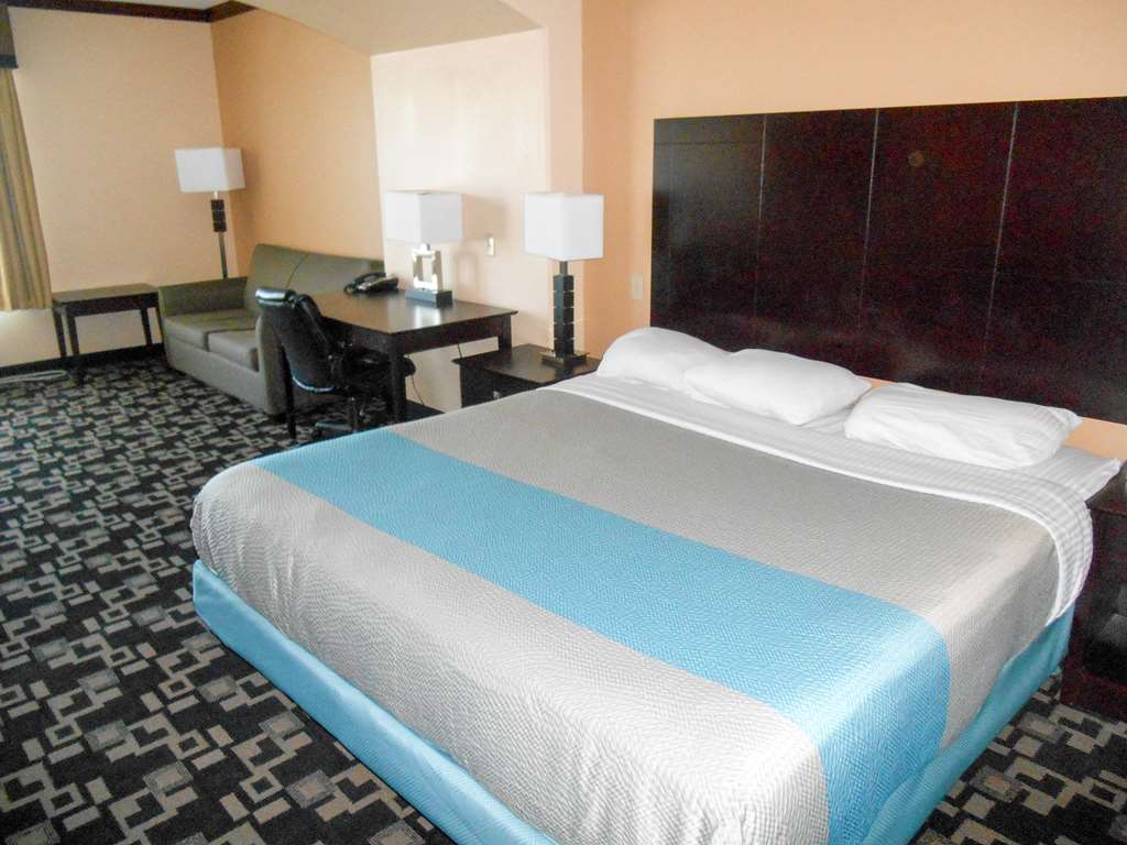 Motel 6 Joshua TX - photo 7