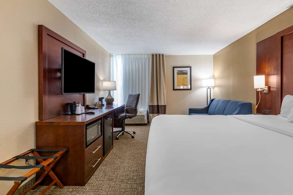 Comfort Inn Laurinburg NC - photo 16