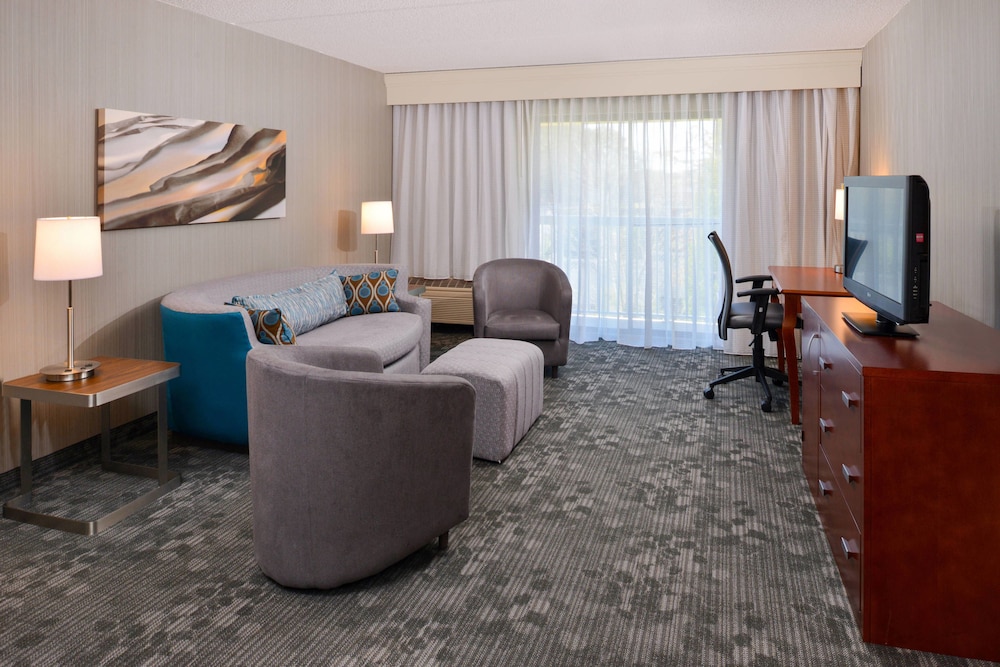 Courtyard by Marriott Charlotte Gastonia - photo 12