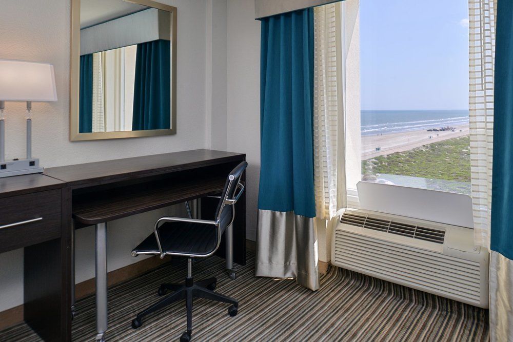 Holiday Inn Corpus Christi North Padre Island - photo 11