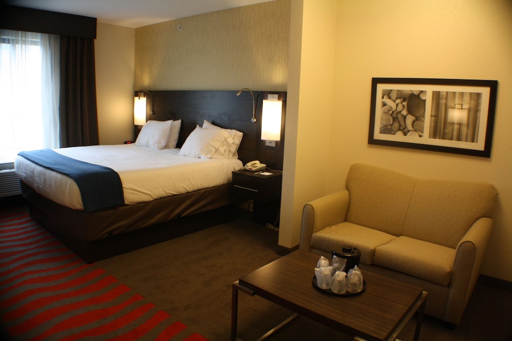 Holiday Inn Express Bradford by IHG - photo 3